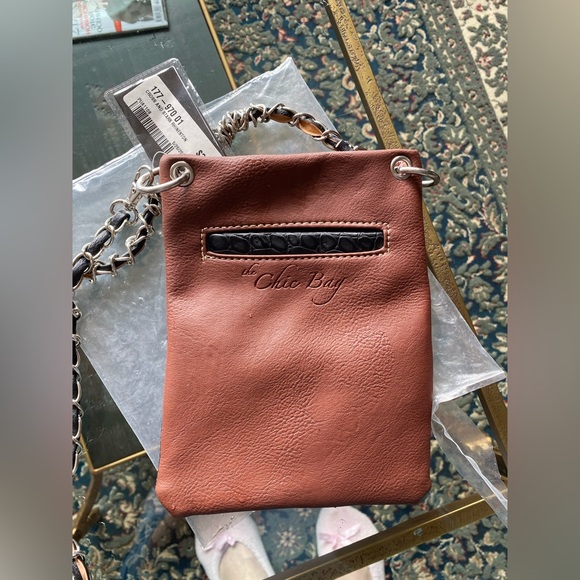 Biker’s. Crossbody Bag - Picture 6 of 17